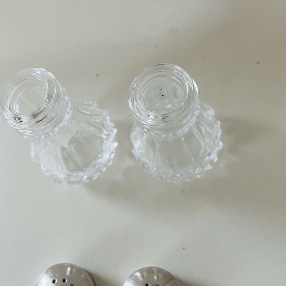 Crystal Salt and Pepper Shakers with Silver Tops - Picture 6 of 9
